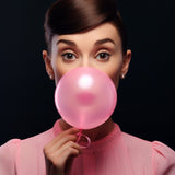 Audrey Hepburn with chewing gum in her mouth — Diamond Painting Kit design
