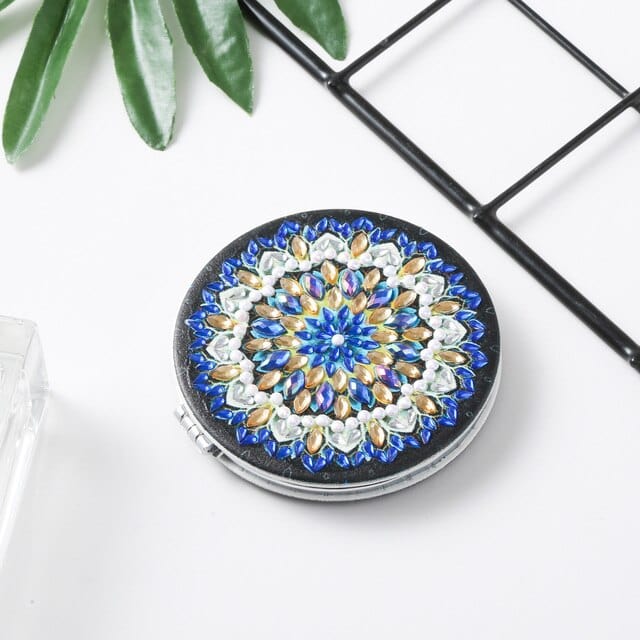Round Mosaic — Diamond Painting Compact Mirror Kit design