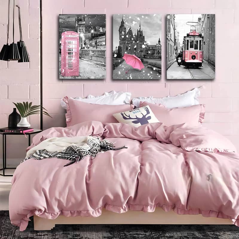 Landmarks in Black, White and Pink — 3-Panel Diamond Painting Kit design