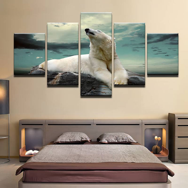 The Resting Polar Bear — 5-Panel Diamond Painting Kit design